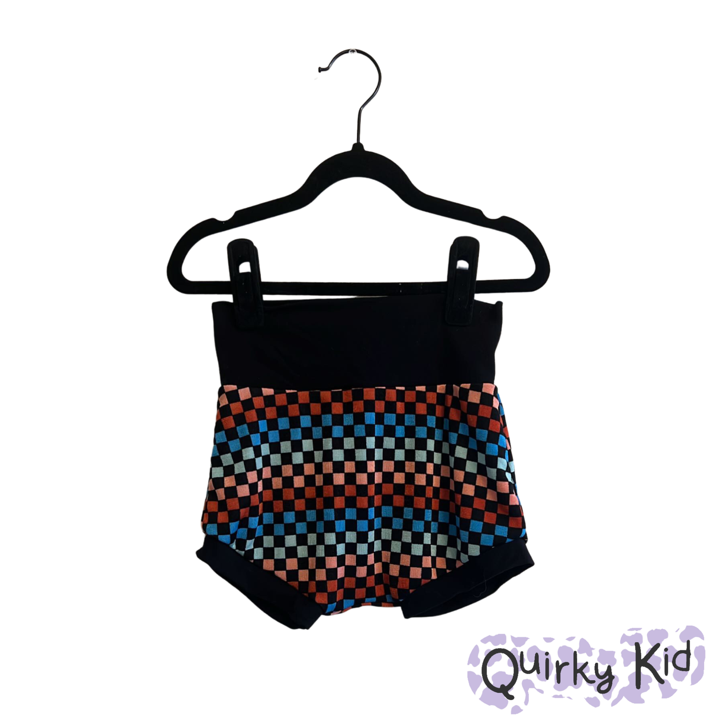 Dark Checker Bummies