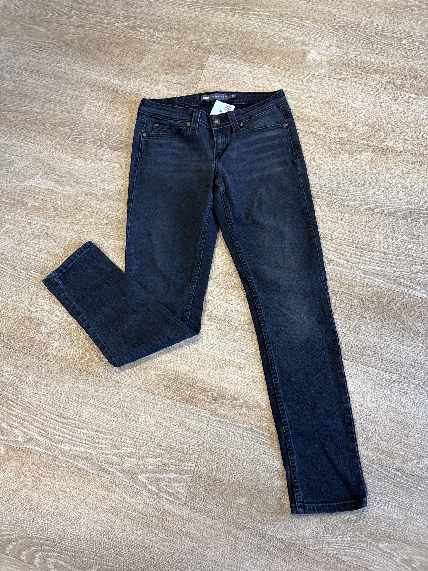 Womens 7 / 28 Levis Demi Curve High Rise Skinny Black Denim Pant