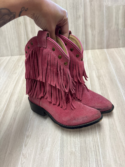 12c Shyanne Pink Fringe Boots - Blemish