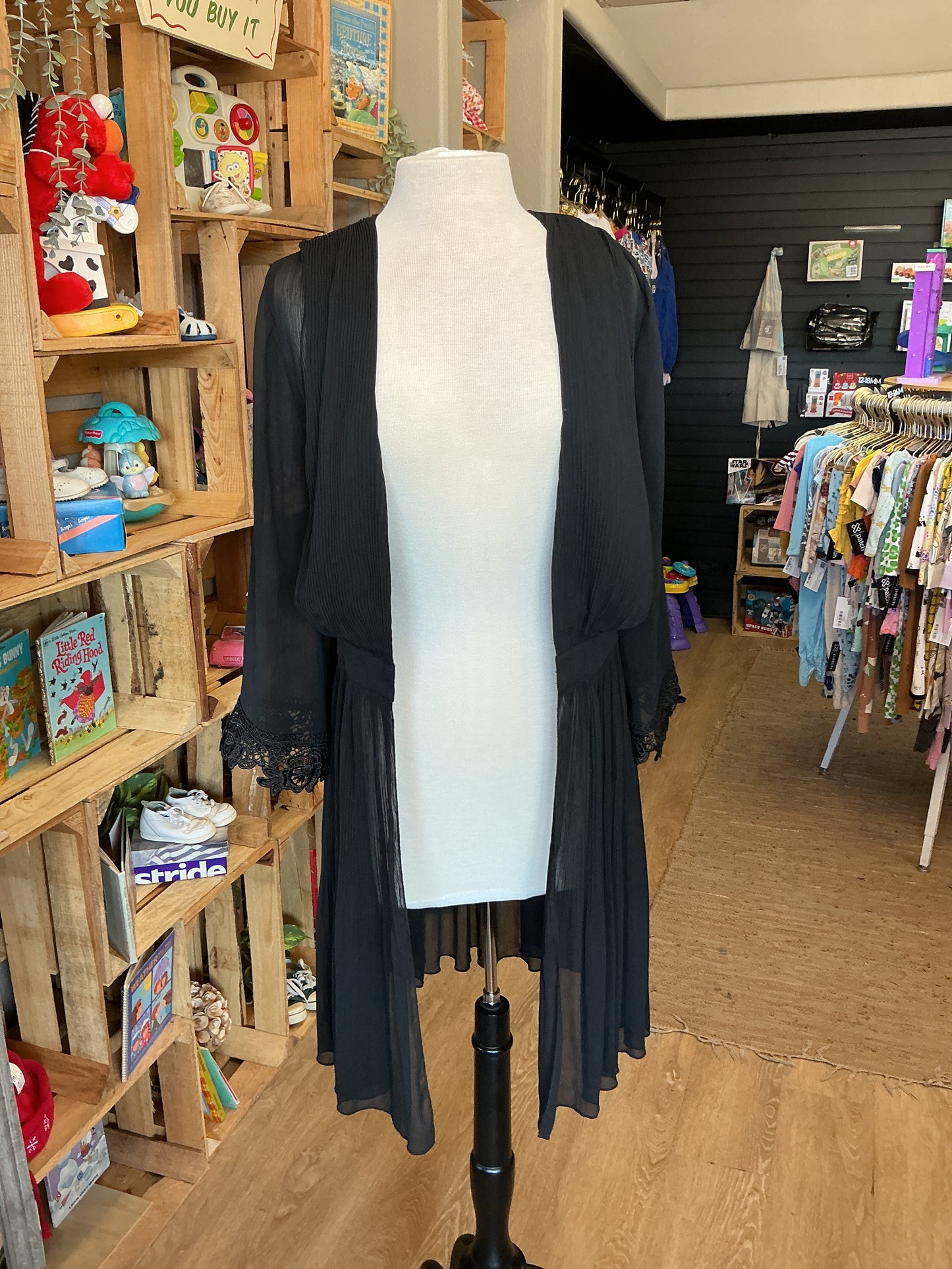 Womens Small Sheer Lace Black Kimono