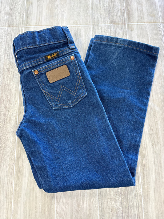 7 Regular Medium Wash Wrangler Denim Pants
