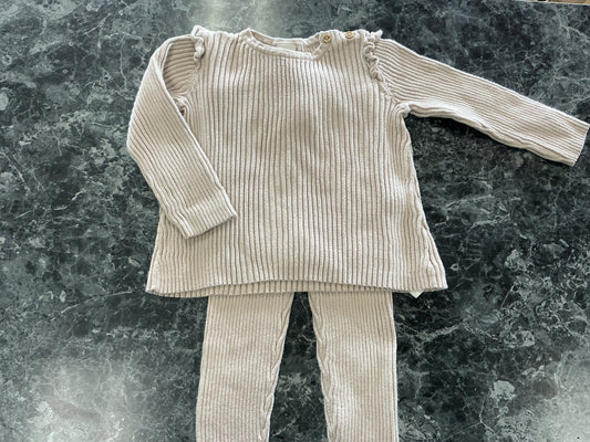 18m Beige Ribbed 2 Piece Ruffled Set