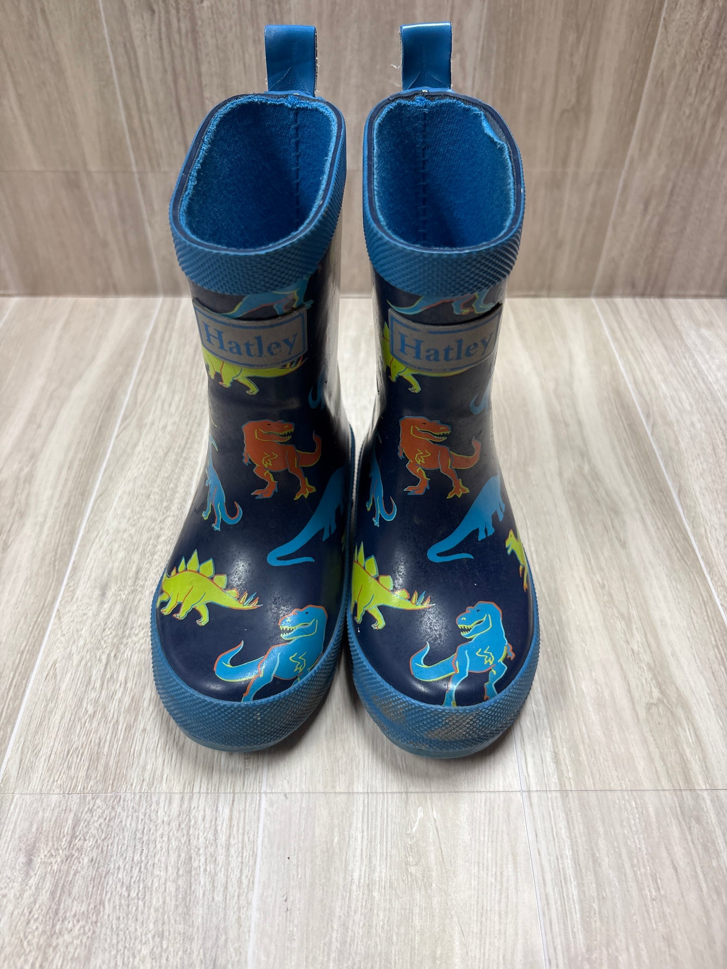 6c Navy Hatley Dino Rain Boots