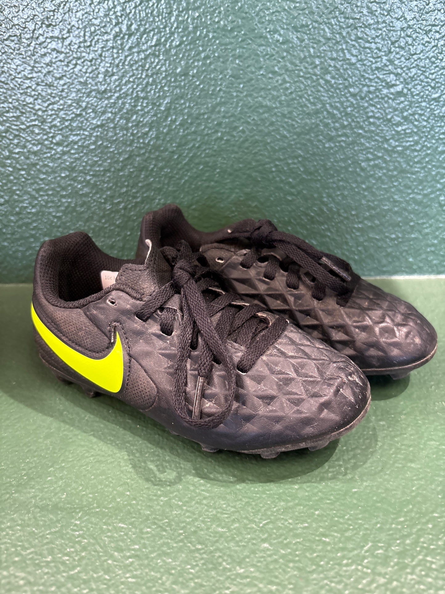 10c Nike Neon Green/ Black Cleats