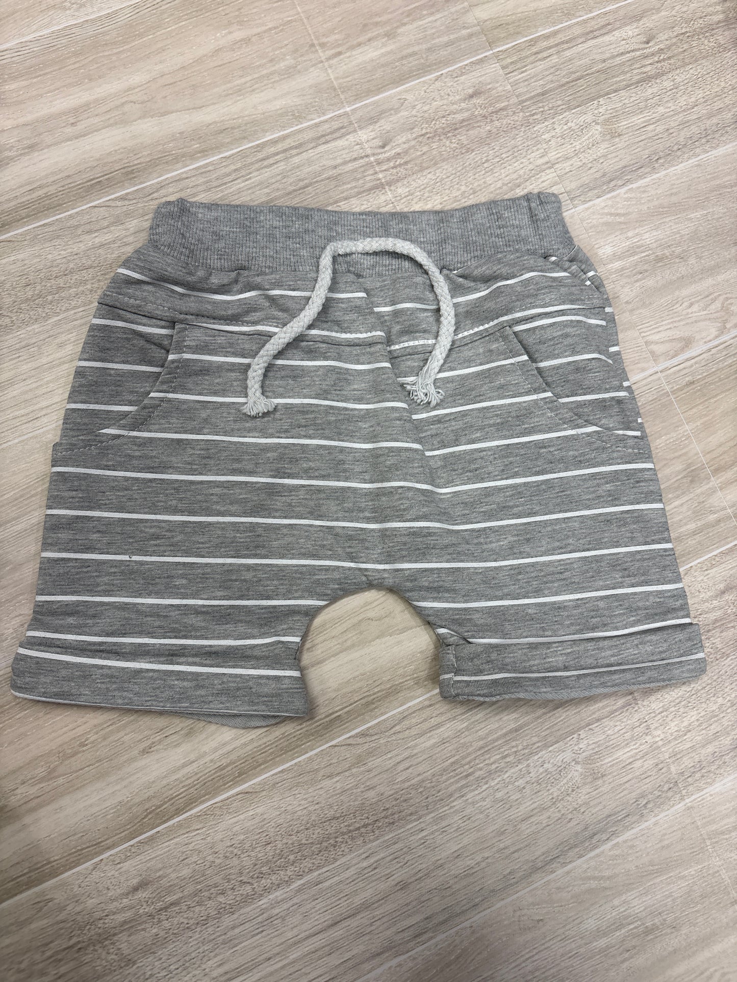 6-9m-grey-striped-harem-shorts