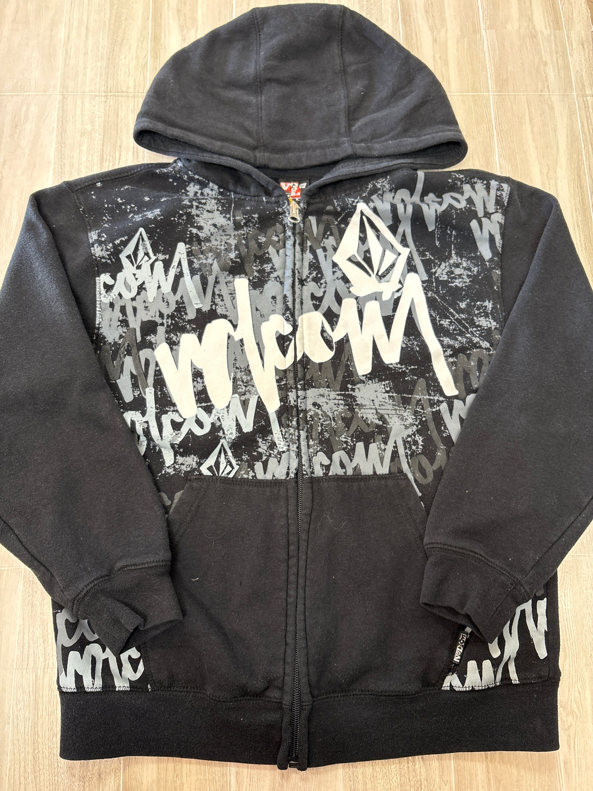 9/10 Volcom Black/Grey Graphic Zip Up Jacket