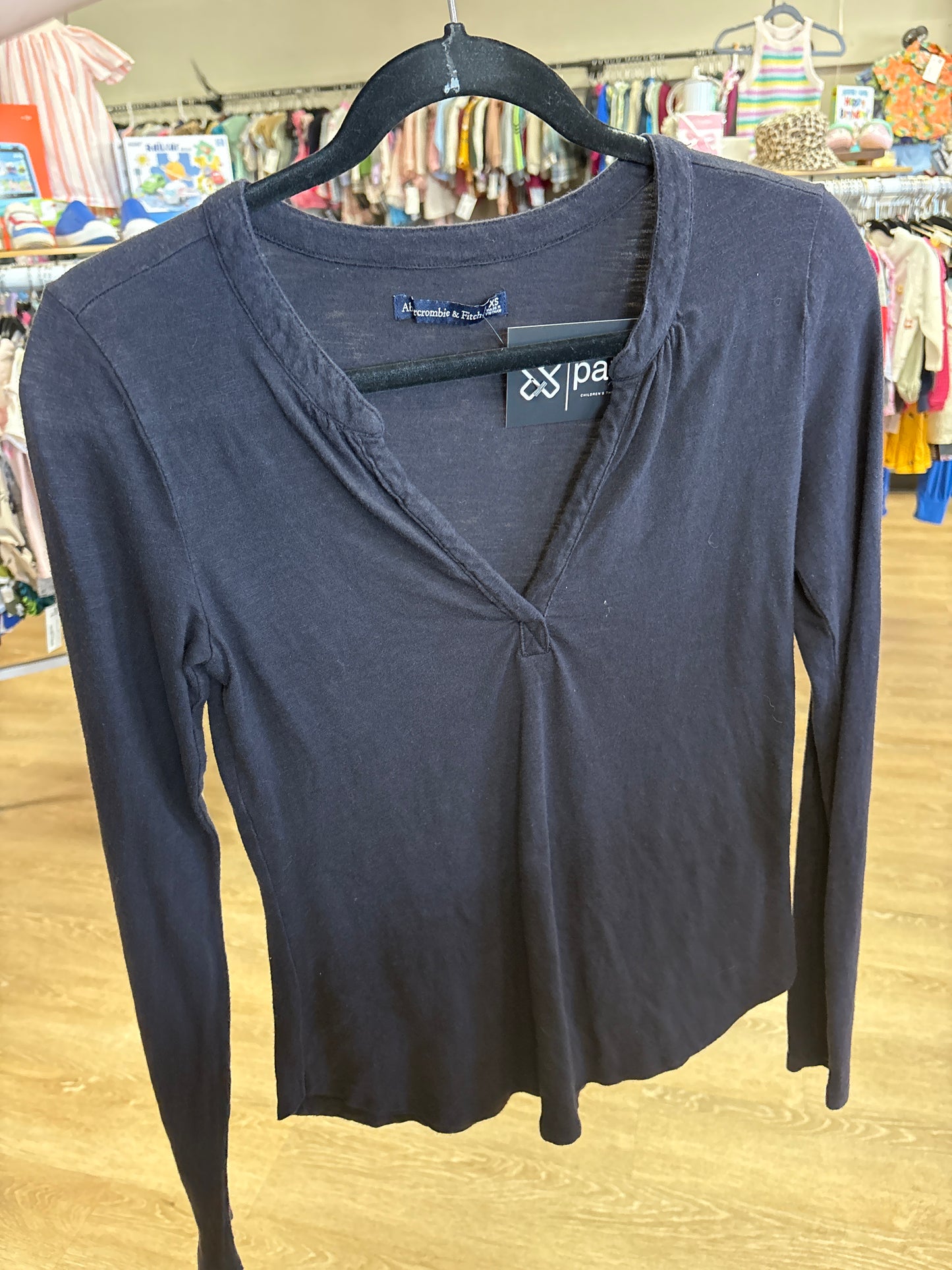 Womens XS Abercrombie & Fitch Black Long Sleeve