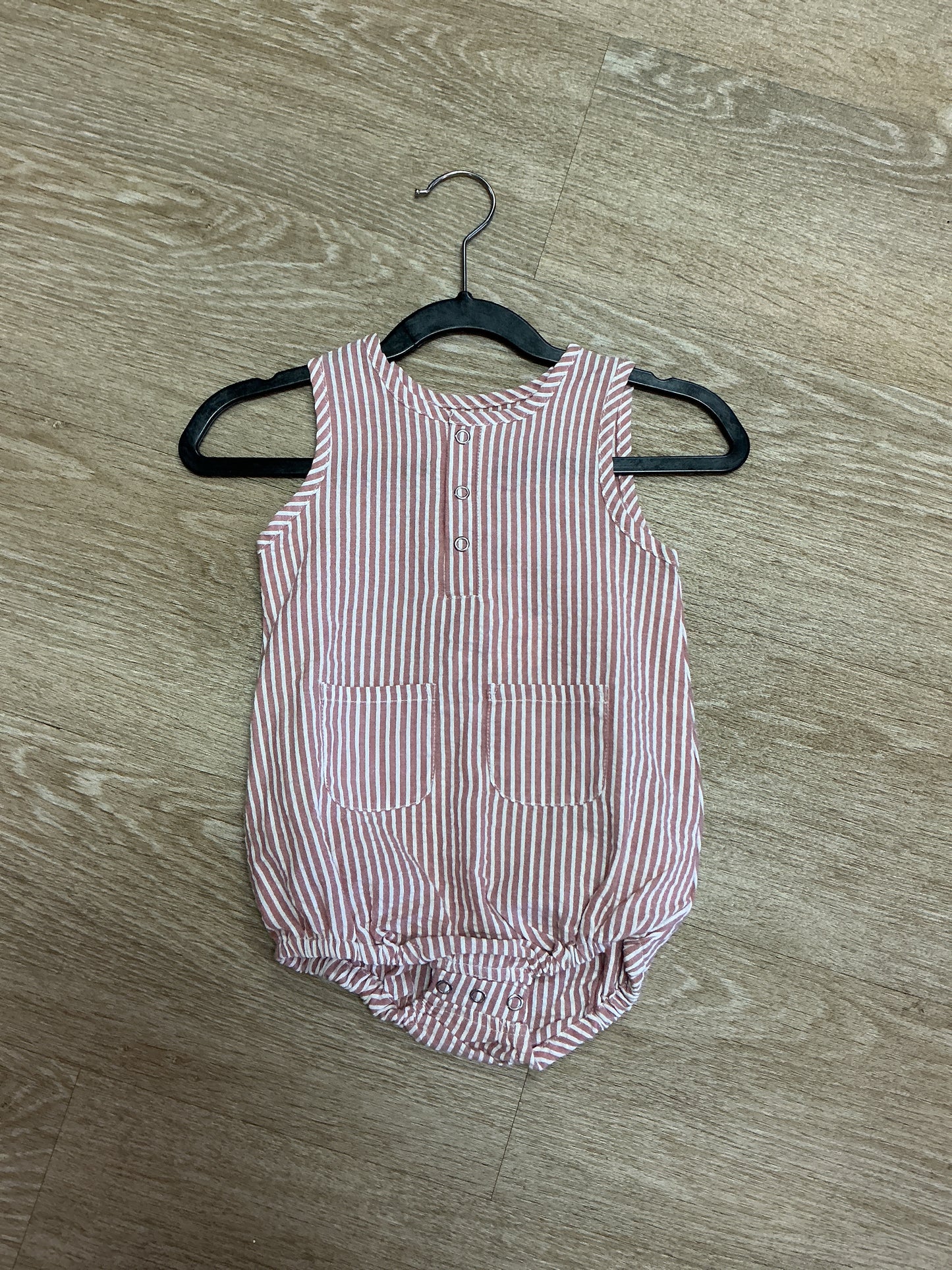 NWT 12-18m Organic Blush/White Striped Bubble Romper