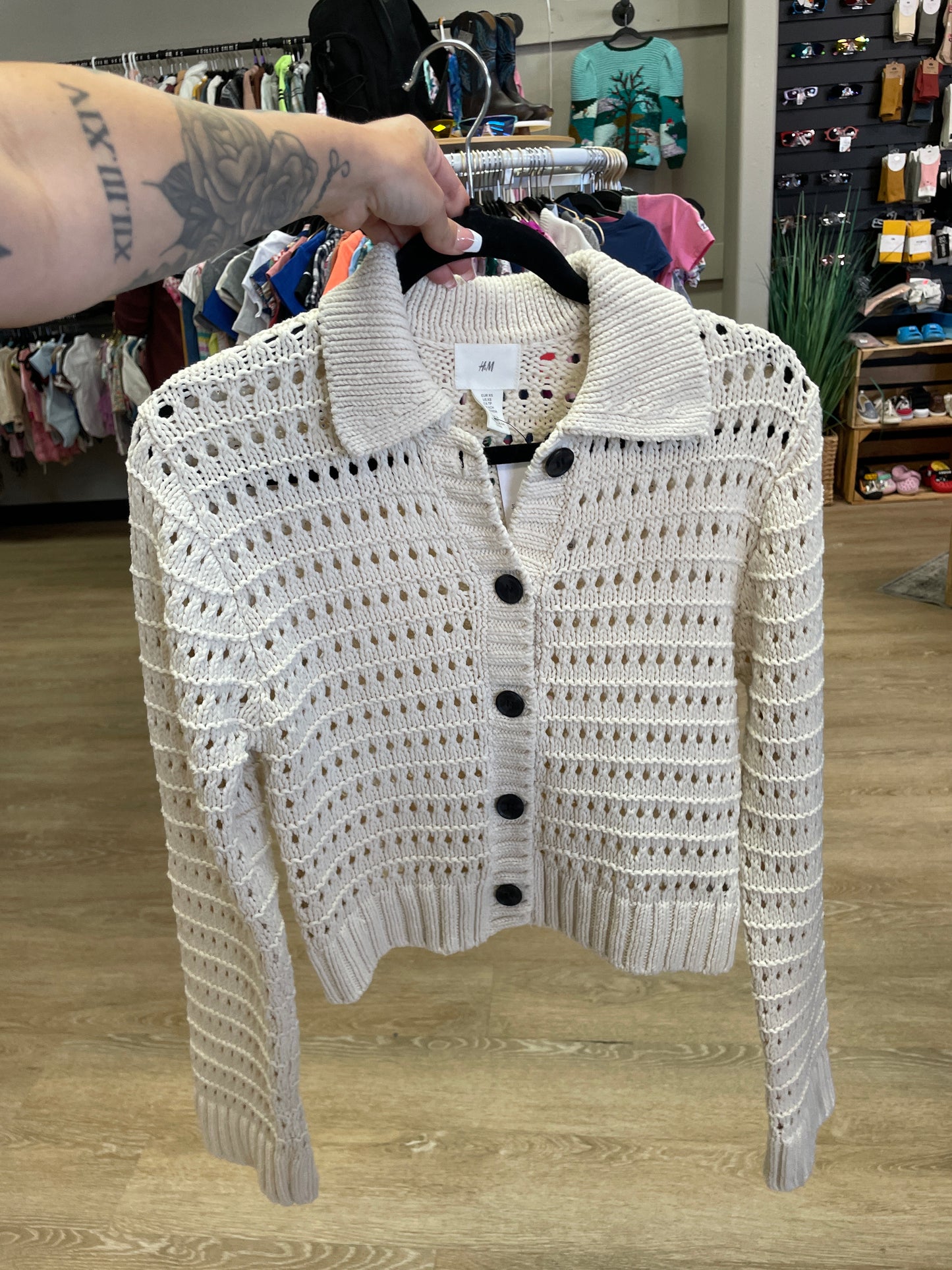 Womens XSmall Cream Eyelet Button Sweater
