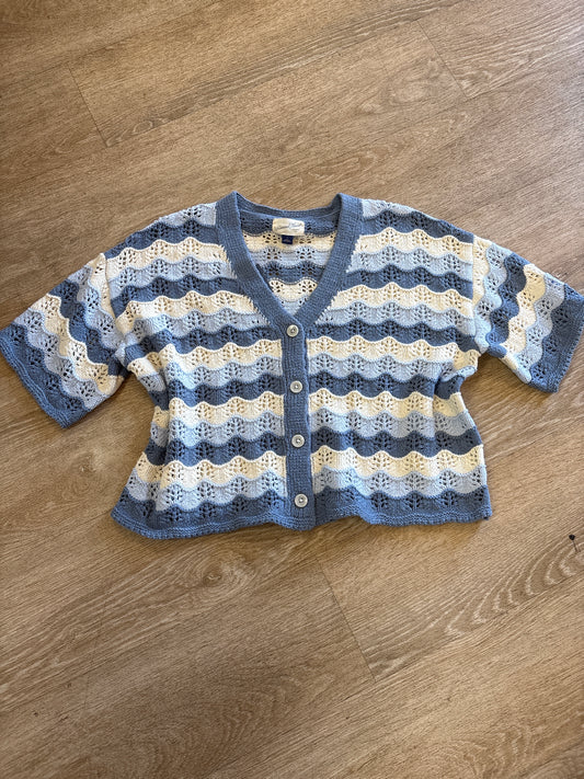NWT Large Knit Blue/Cream Striped Short Sleeve Button Shirt