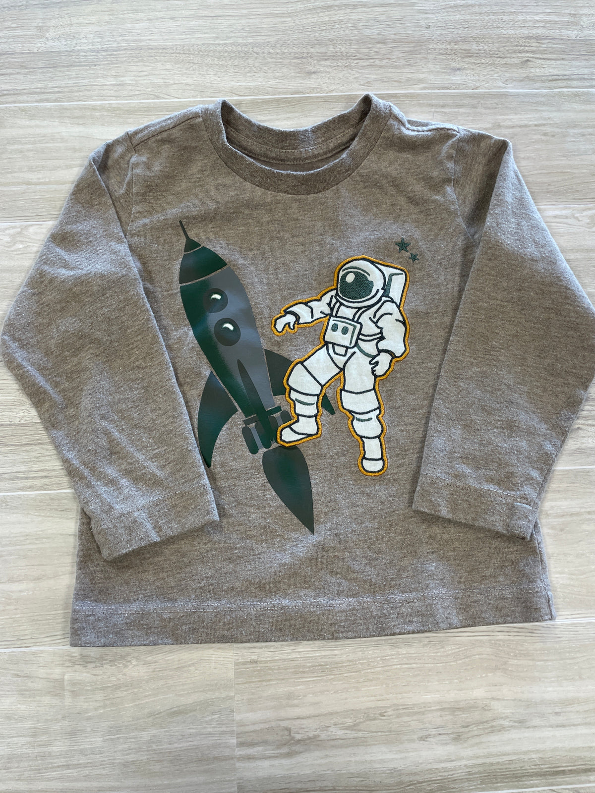 2T Heathered Tan Astronaut Graphic Long Sleeve
