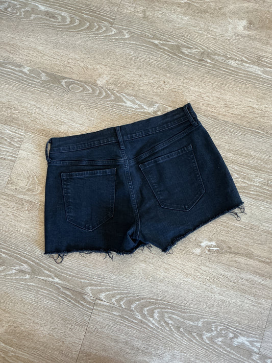 Womens 6 Black Denim Raw Hem Shorts