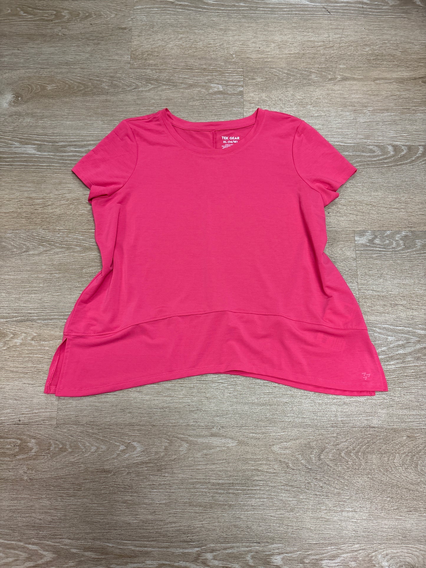 14/16 Pink Tek Gear Lightweight Tee