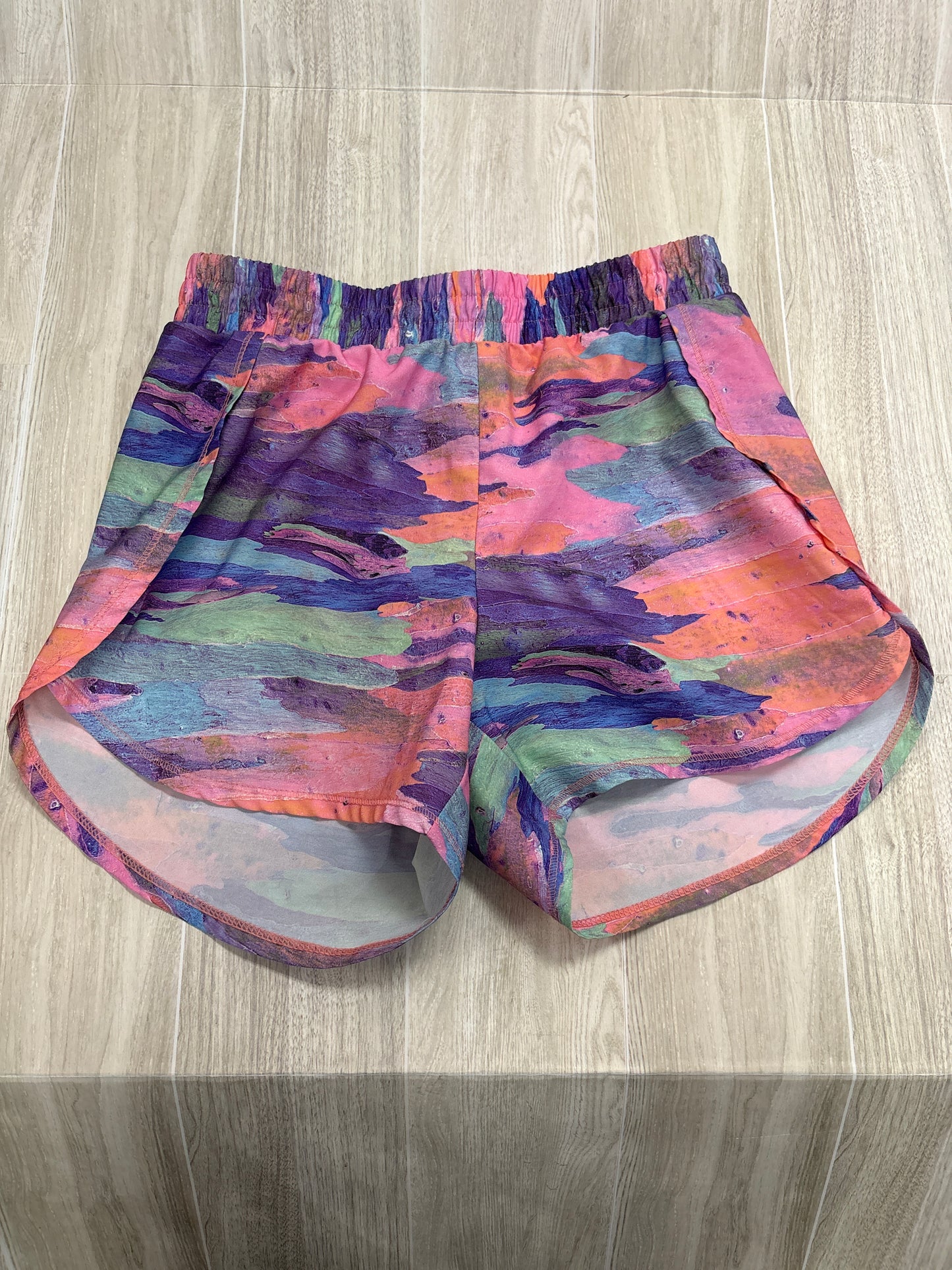 7/8 Colorful Abstract Athletic Short