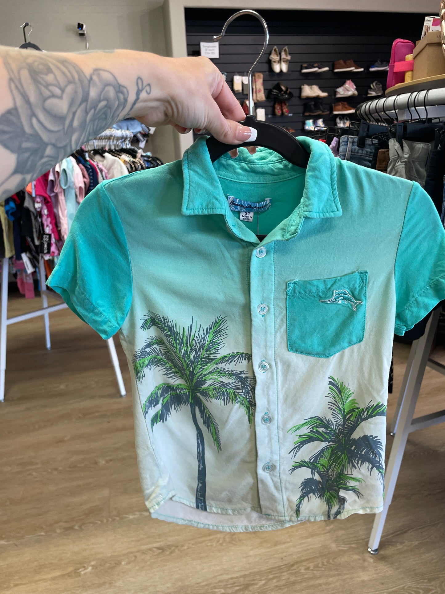 2T Tommy Bahama Blue Ombre Palm Tree Button Up Shirt