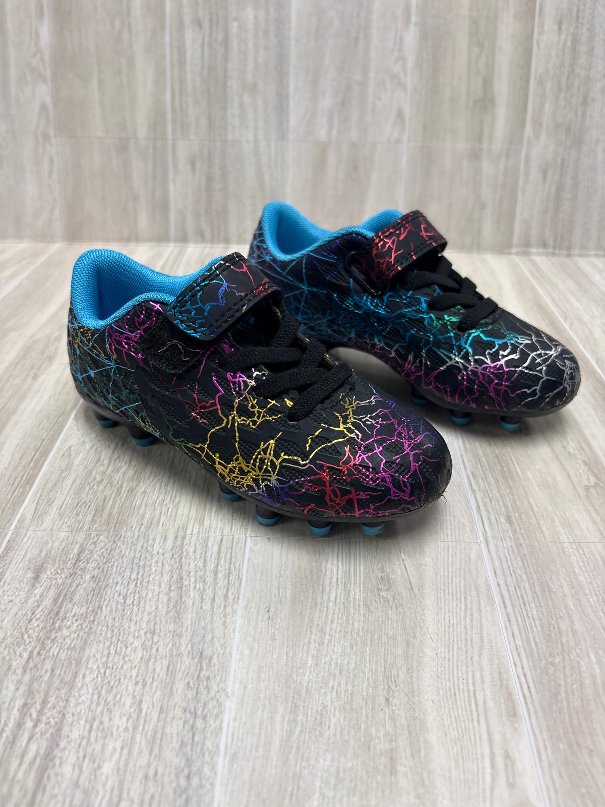 10c Black Rainbow Squiggle Cleats