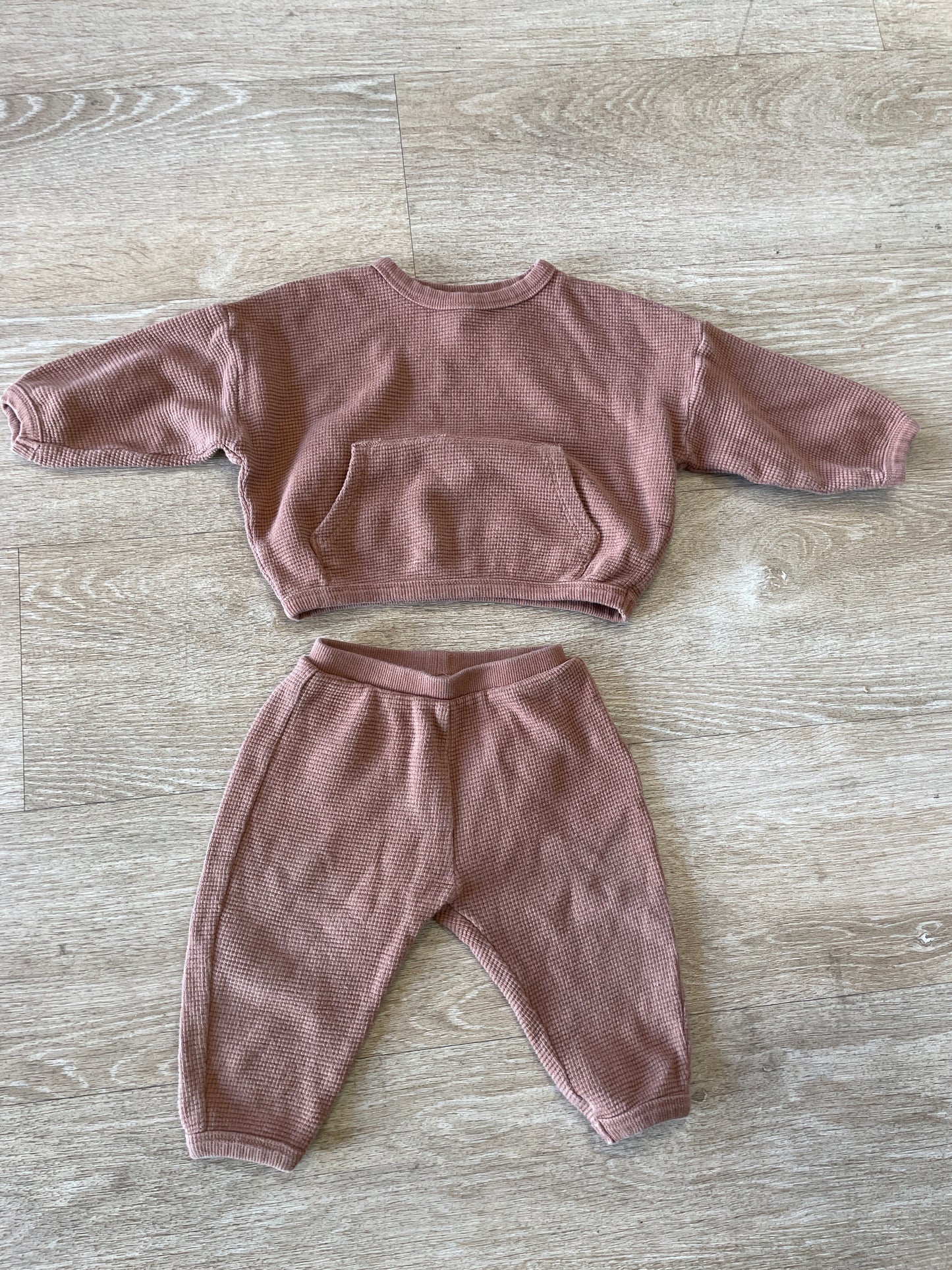 6-12m Quincy Mae Brown Waffle Knit 2 Piece Lounge Set - Brown