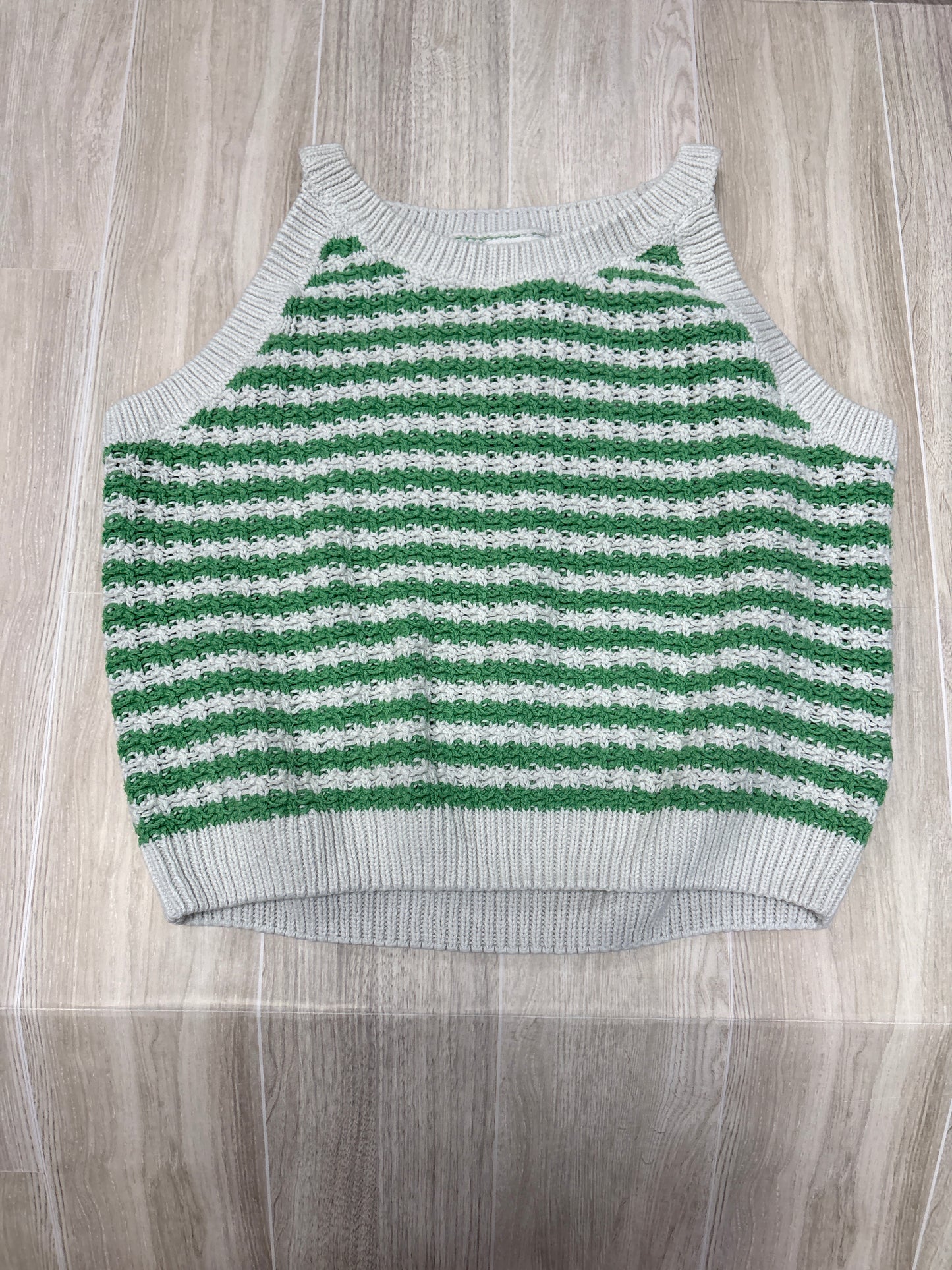 6/7 White/Green Crochet Tank Top