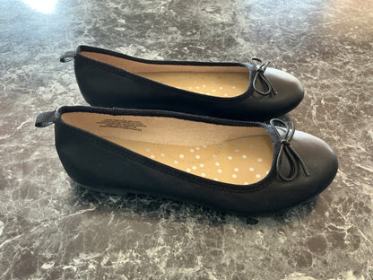 2Y Black Slip On Ballet Style Flats
