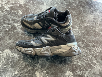 1Y New Balance Grey Sneakers - Blemish