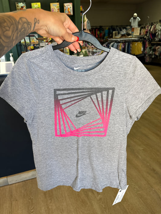 8/9 Nike Grey/Pink Graphic