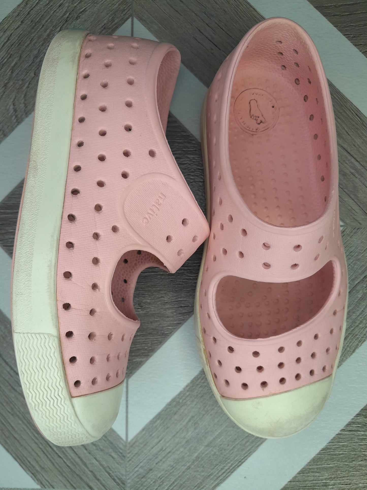 Native Shoe - Light Pink