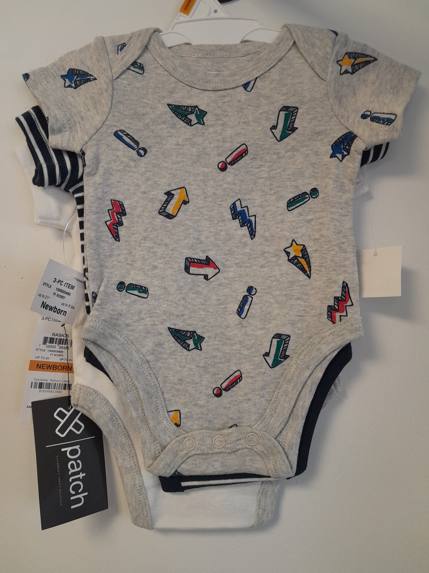 NWT Newborn Onesie 3 Pack