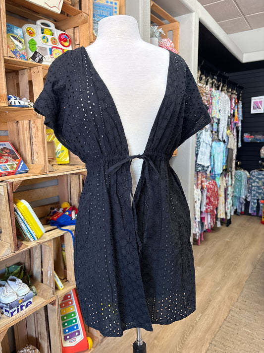 Womens S/M Eyelet Black Swim Cover Up