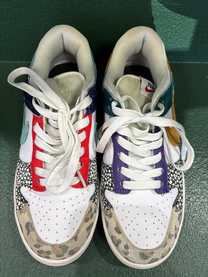 Womens 8 Retro NIKE Dunk Low SE Safari Mix Sneaker