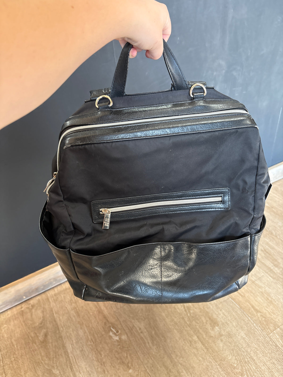 Beis Black Diaper Bag - Blemish
