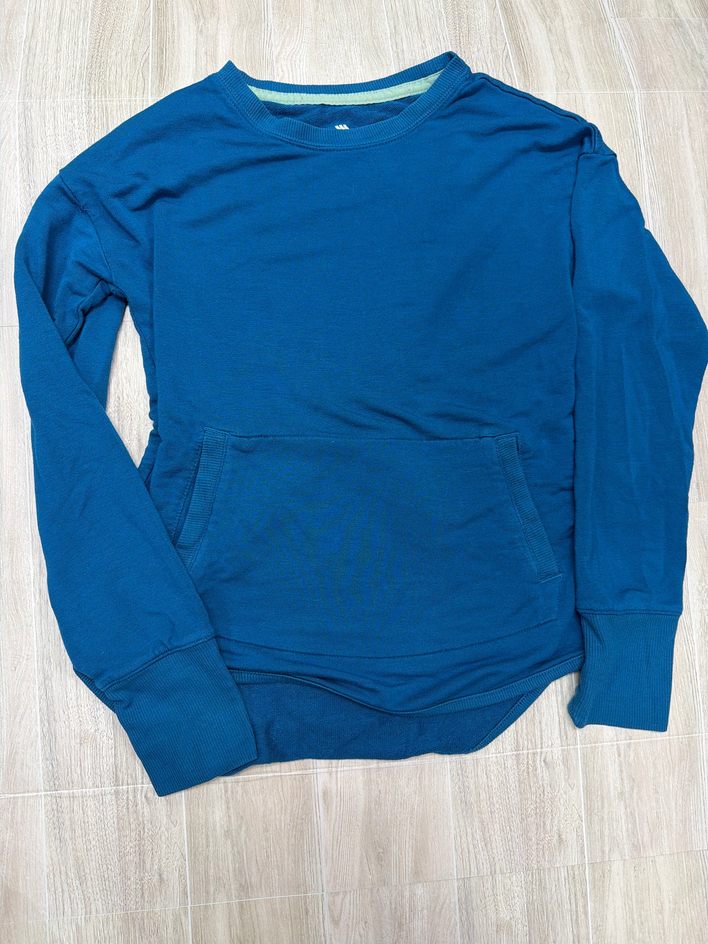 7/8 Blue Lightweight Pocket Long Sleeve