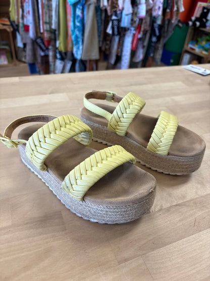 13c Yellow Braided Platform Sandals - Blemish