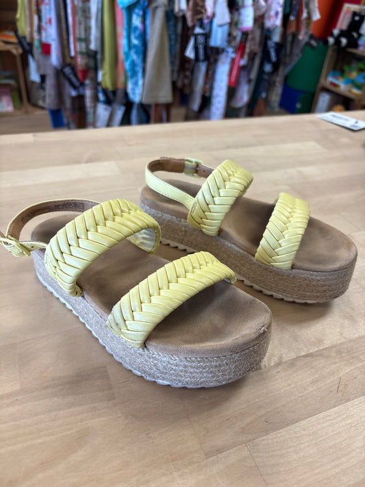 13c Yellow Braided Platform Sandals - Blemish