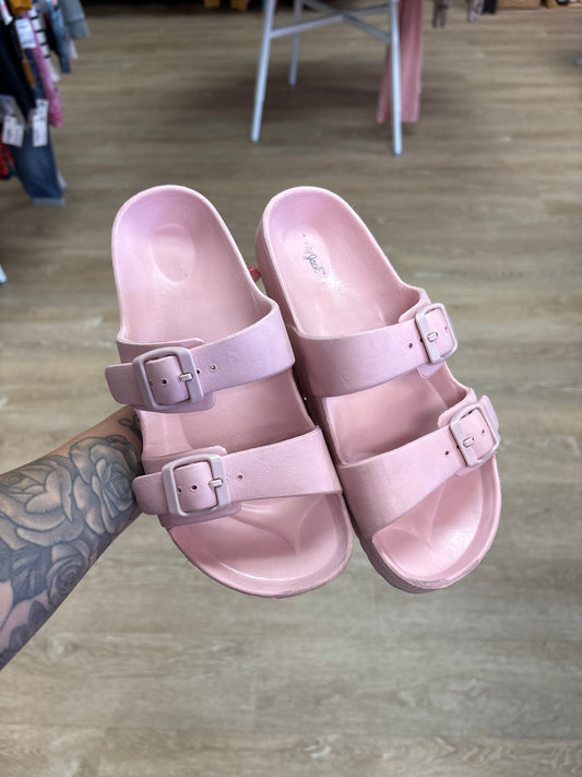 4Y Pink Buckle Sandals