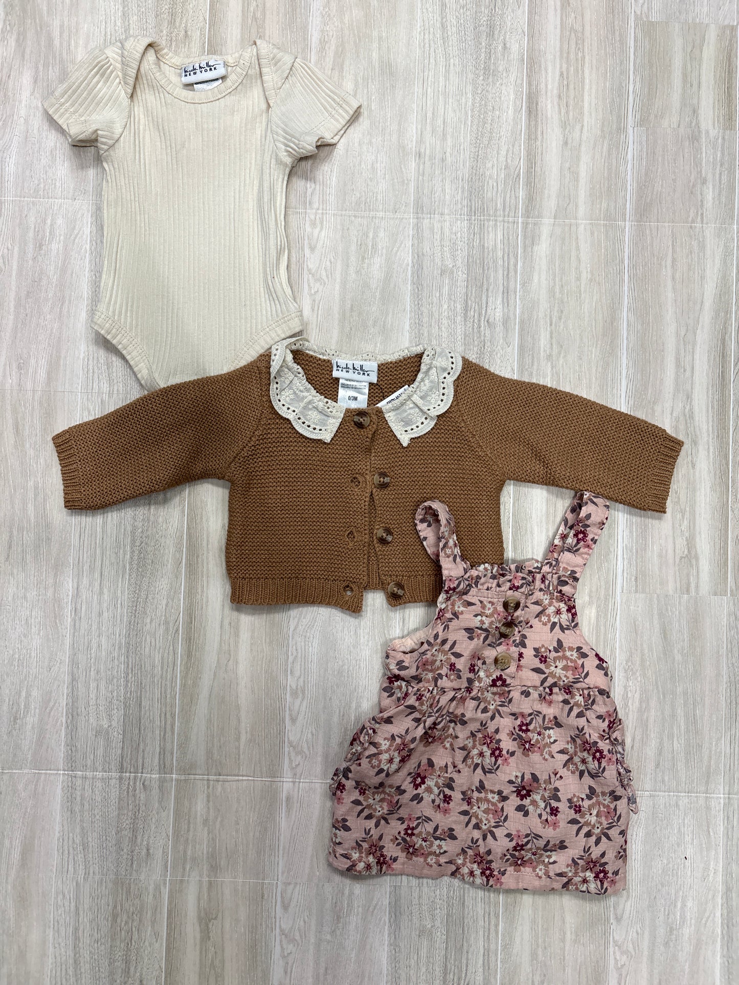 0-3m Nicole Miller 3 Piiece Dress/Onesie/Sweater Set