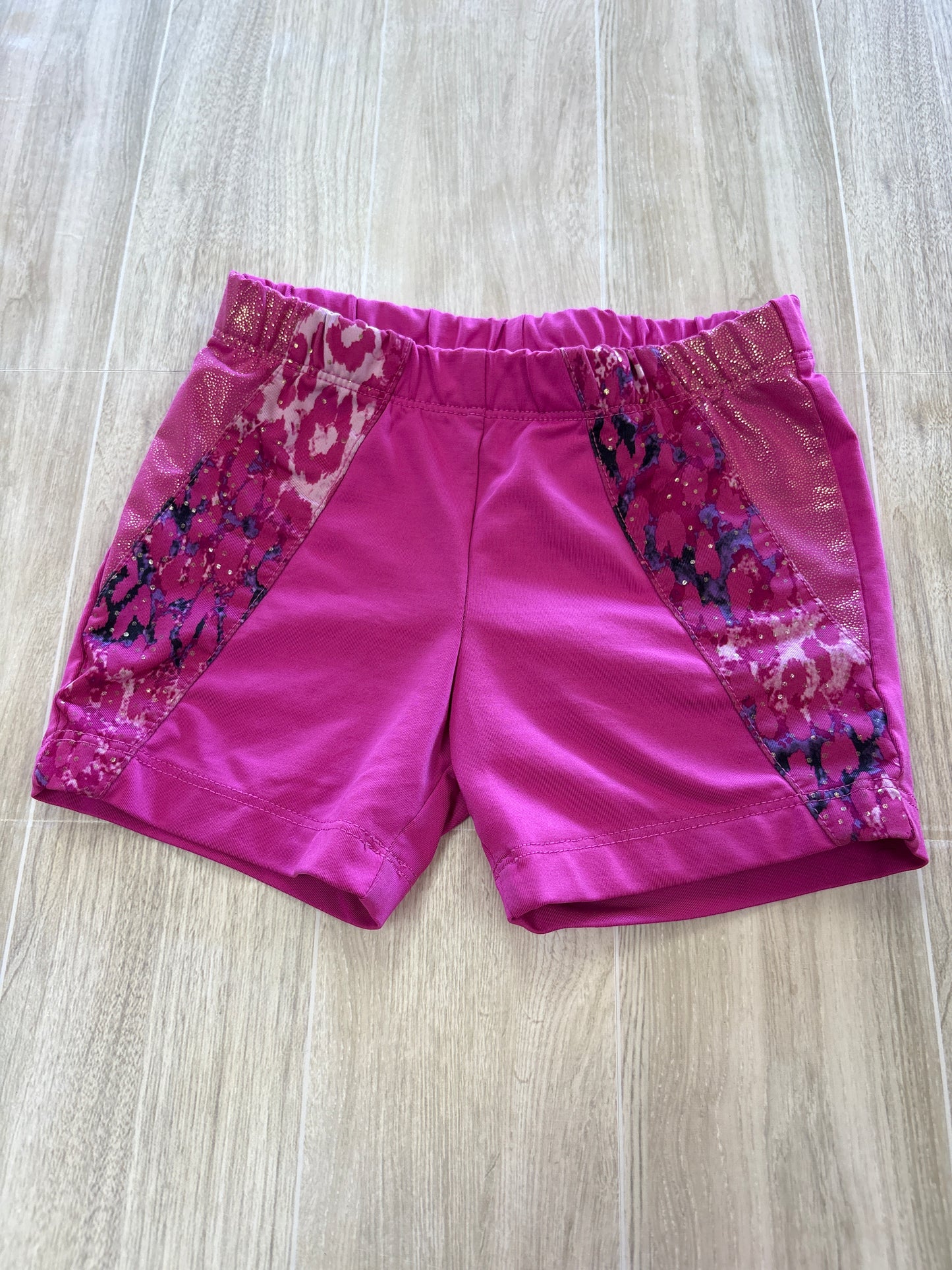 4/5 Glimmer Fuschia Biker Shorts