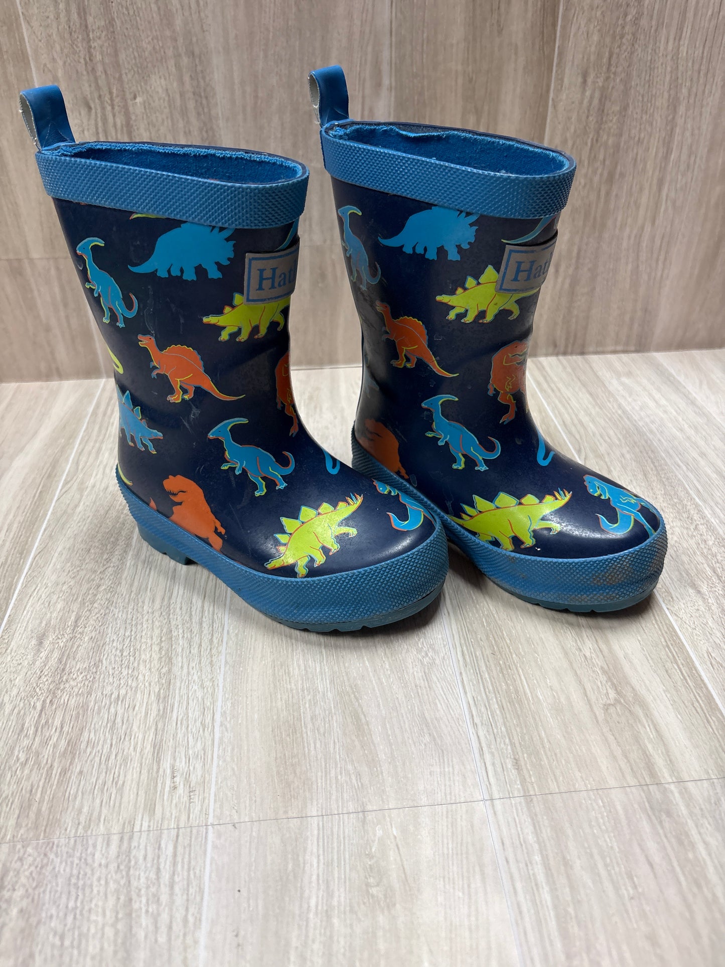 6c Navy Hatley Dino Rain Boots