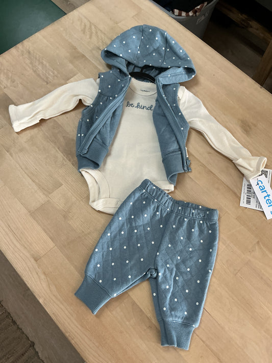 NWT Newborn Blue Dot 3 Piece Set