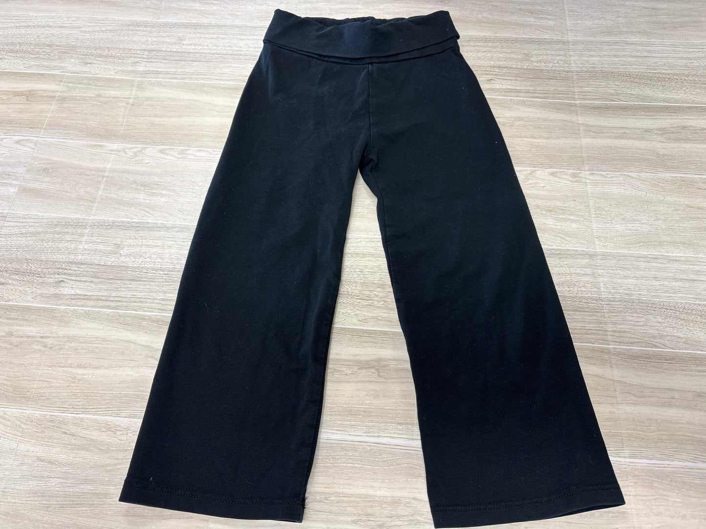 3T Black GAP Wideleg Yoga Pant