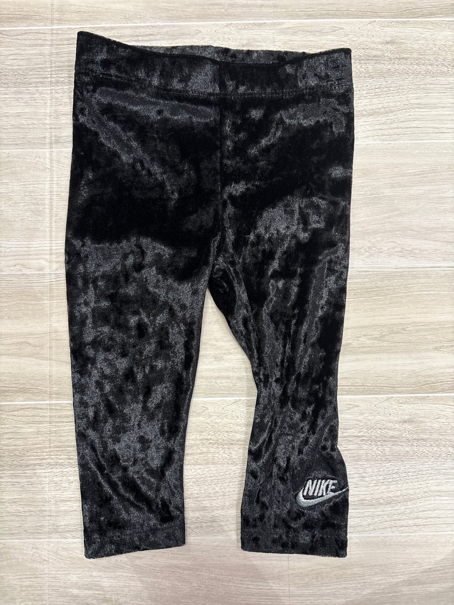 9m Nike Black Velvet Legging