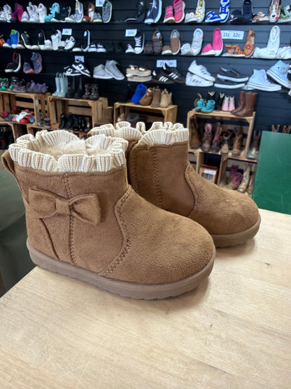5c Camel Bow Fur Lined Boots