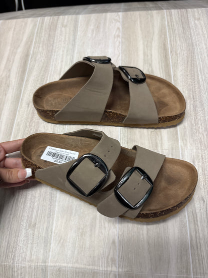 6.5 Medium Width Strap Sandal - Blemish on Heel