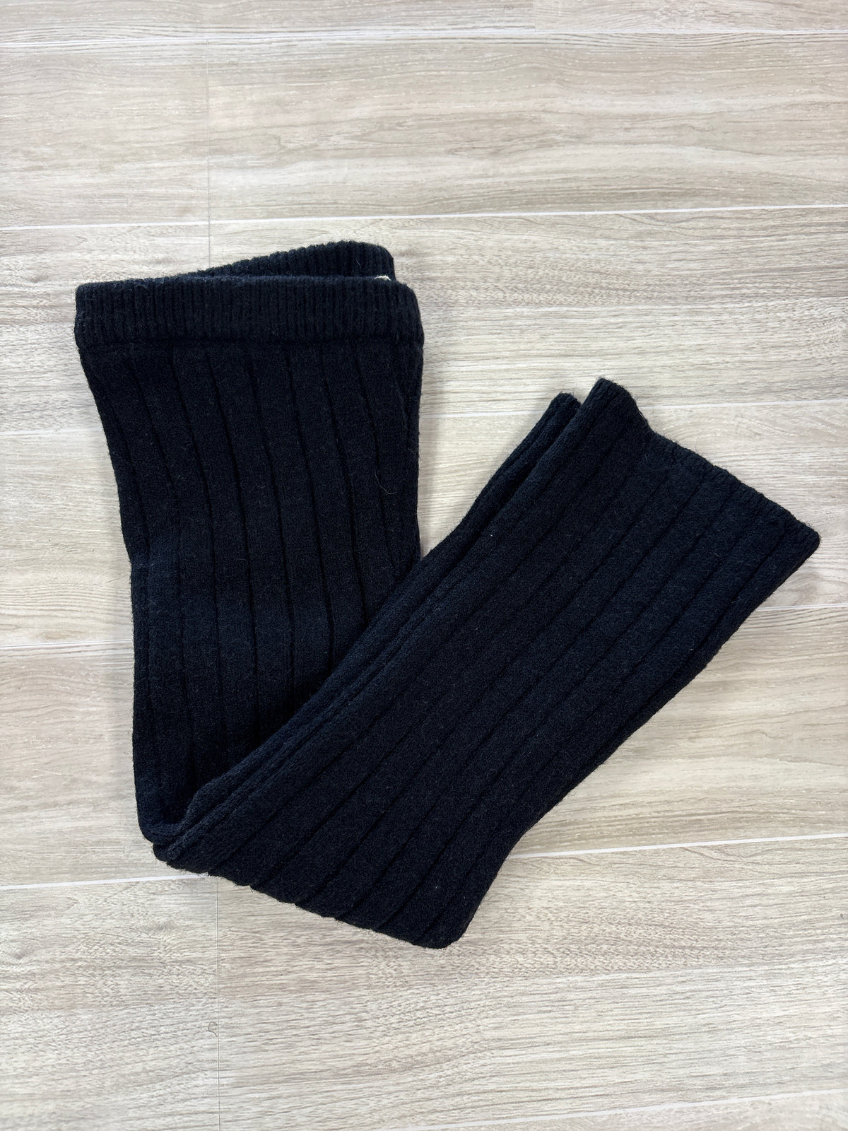 2T Black Ribbed Knit Flares