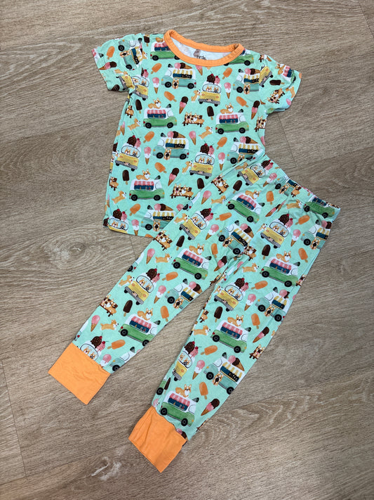 3T Birdie Bean Dog Food Truck 2 Piece Lounge Set
