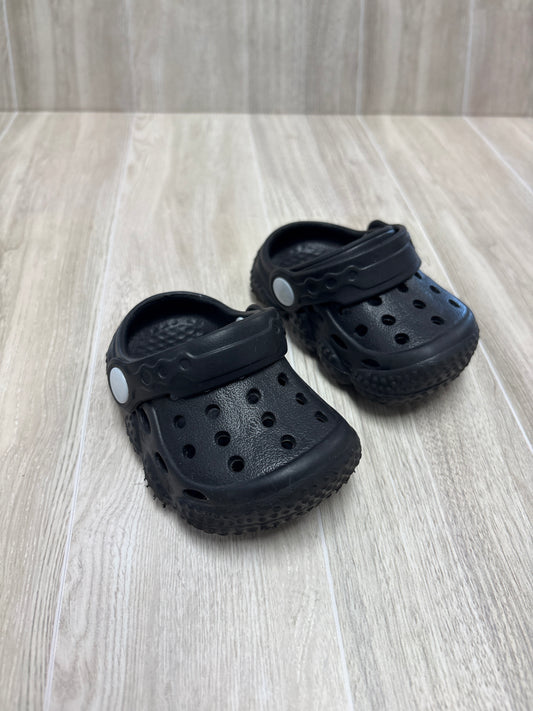 3c Black Faux Crocs