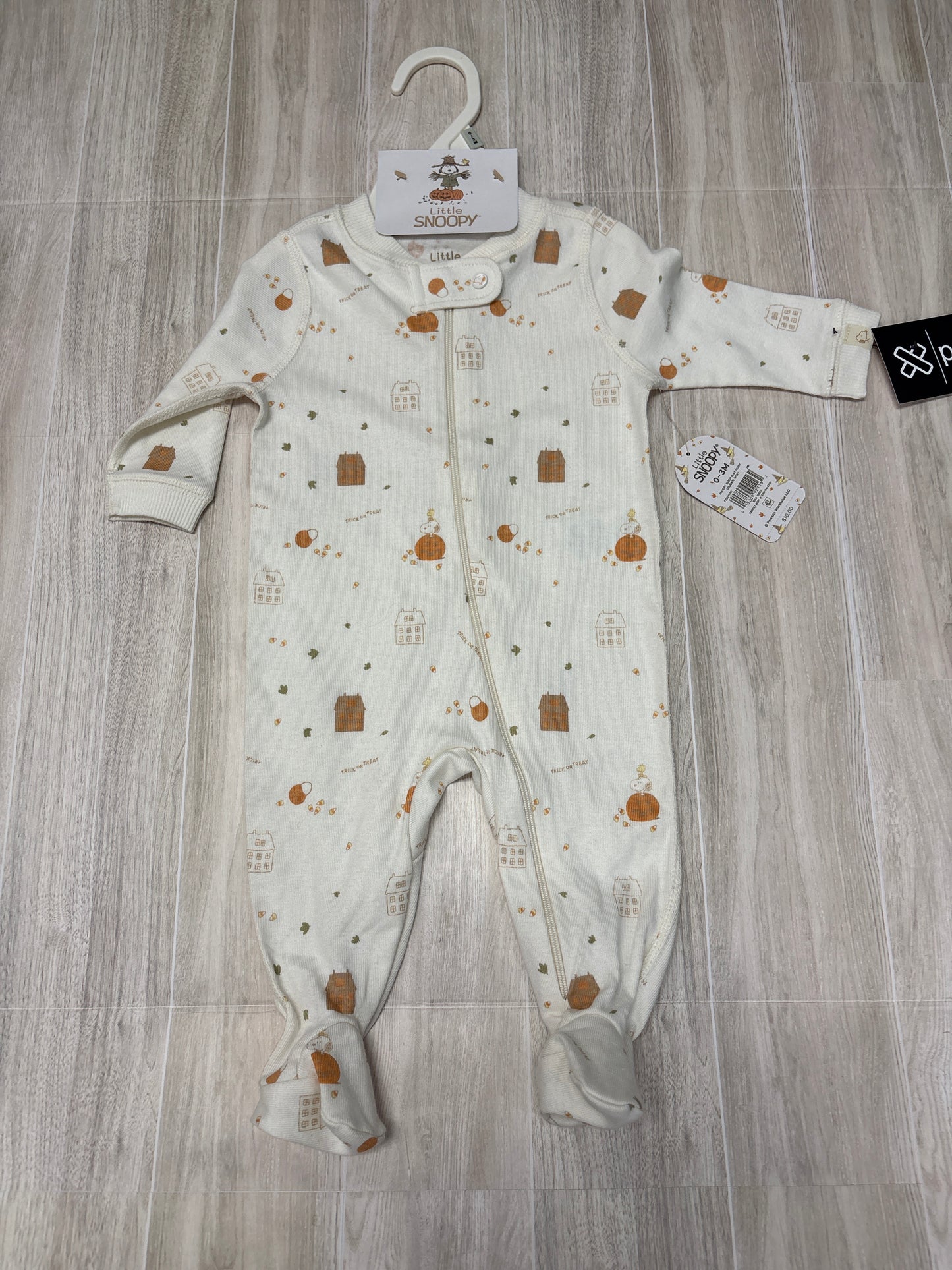 NWT Halloween Snoopy Pajama