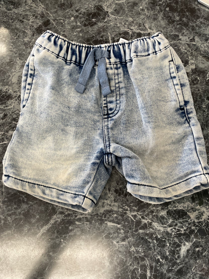 12m 7 For All Mankind Light Acid Wash Shorts