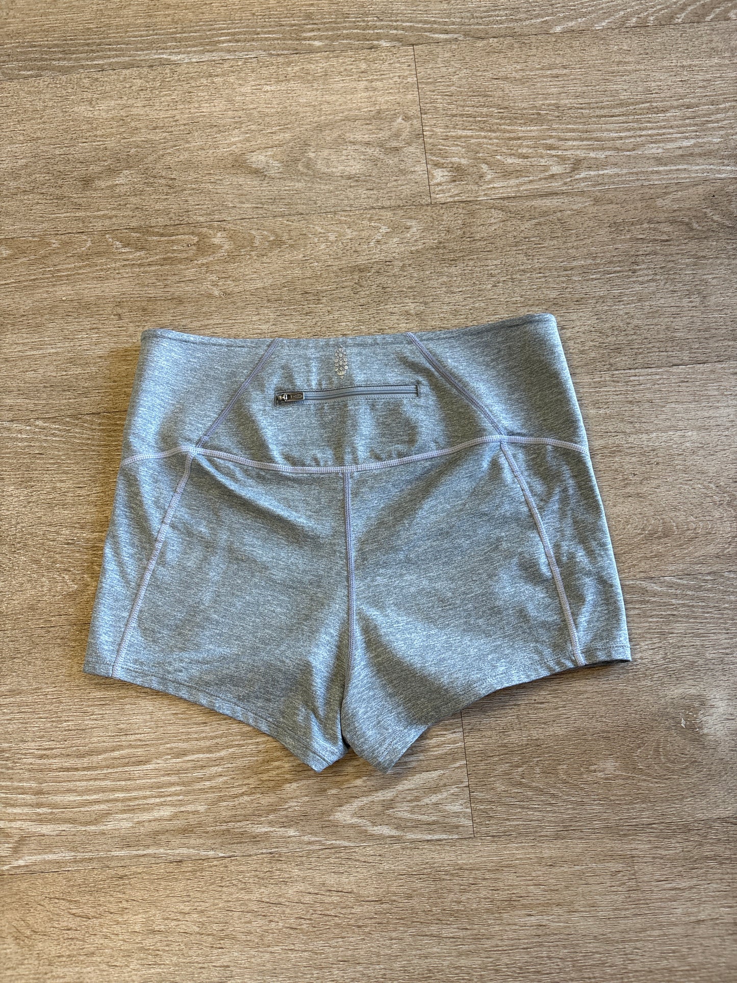 Womens Medium Free People Movement Heathered Grey Athletic Shorts