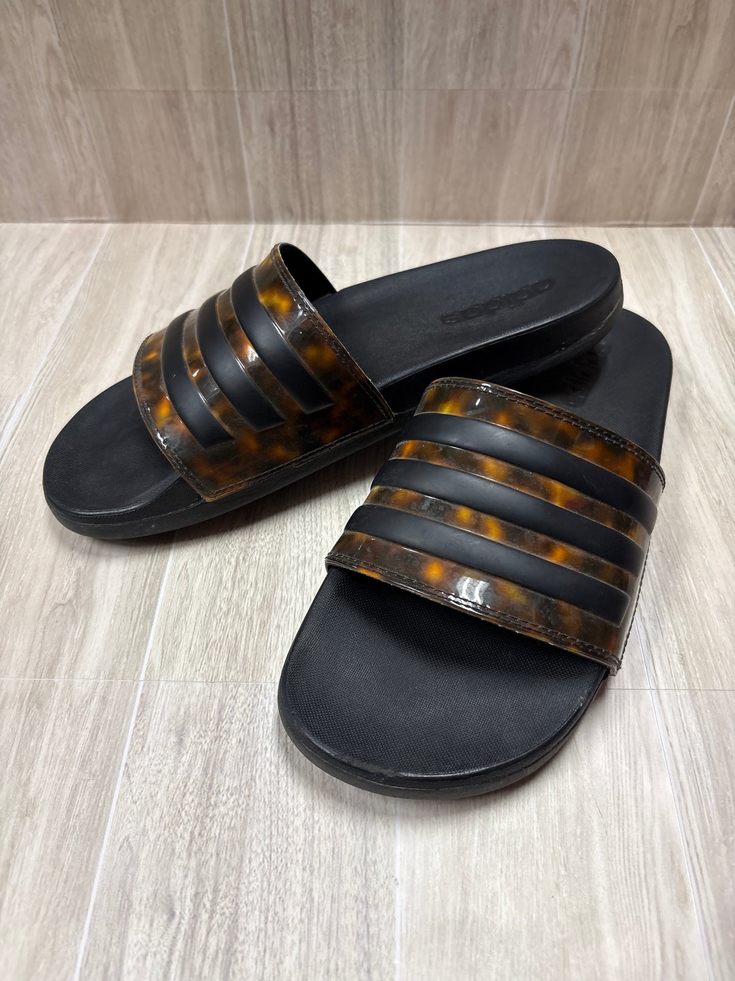 8W Black Adidas Slides