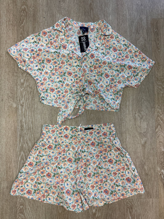 Womens Small Lumiere Floral 2 Piece Shorts + Tie Blouse Set